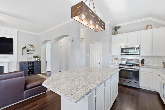 6317 Saint Andrews Drive, North Richland Hills, TX 76180