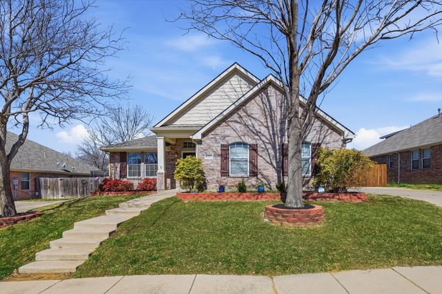 6317 Saint Andrews Drive, North Richland Hills, TX 76180