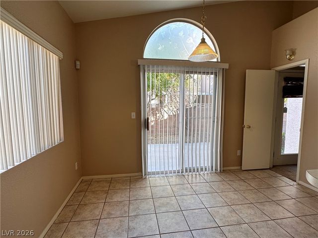 5323 HEATHERBROOK Circle, Las Vegas, NV 89120