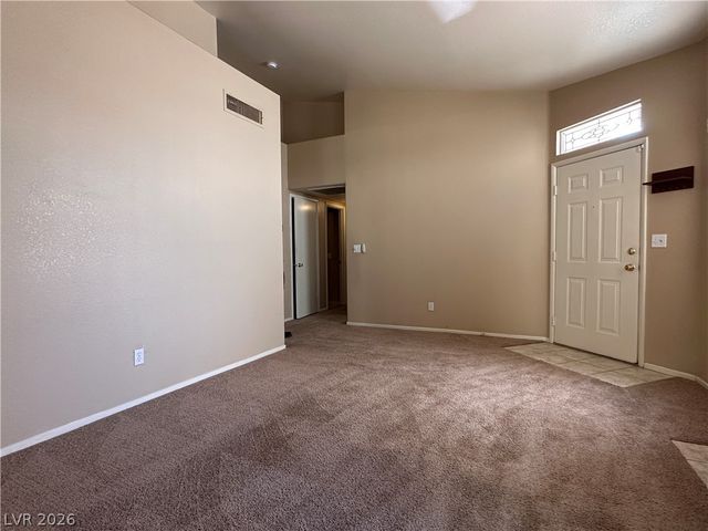 5323 HEATHERBROOK Circle, Las Vegas, NV 89120