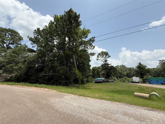 7027 Allen Road, Conroe, TX 77304