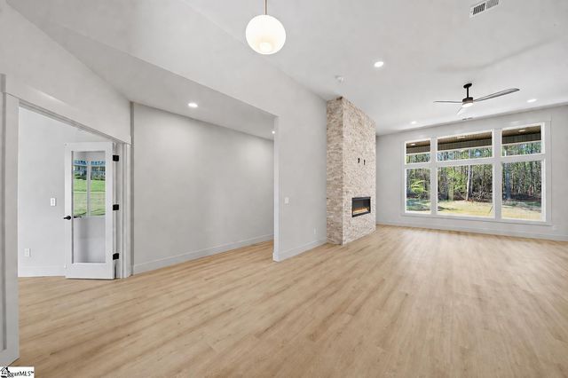 117 Jamison Road, Travelers Rest, SC 29690