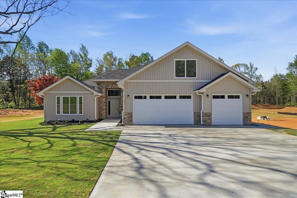 117 Jamison Road, Travelers Rest, SC 29690