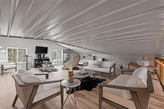 33345 West 95th Street, De Soto, KS 66018