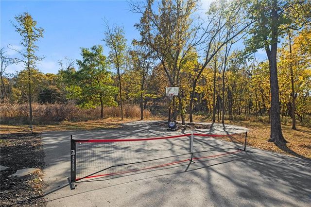 33345 West 95th Street, De Soto, KS 66018