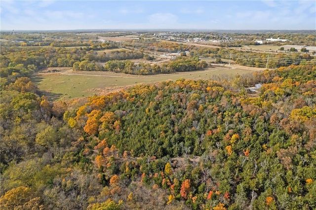 33345 West 95th Street, De Soto, KS 66018