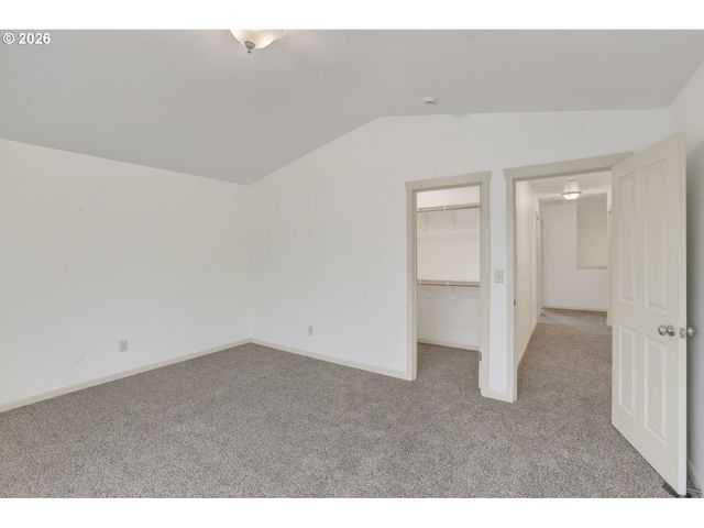 17326 Sw EIRWEN St, Beaverton, OR 97003