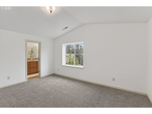17326 Sw EIRWEN St, Beaverton, OR 97003