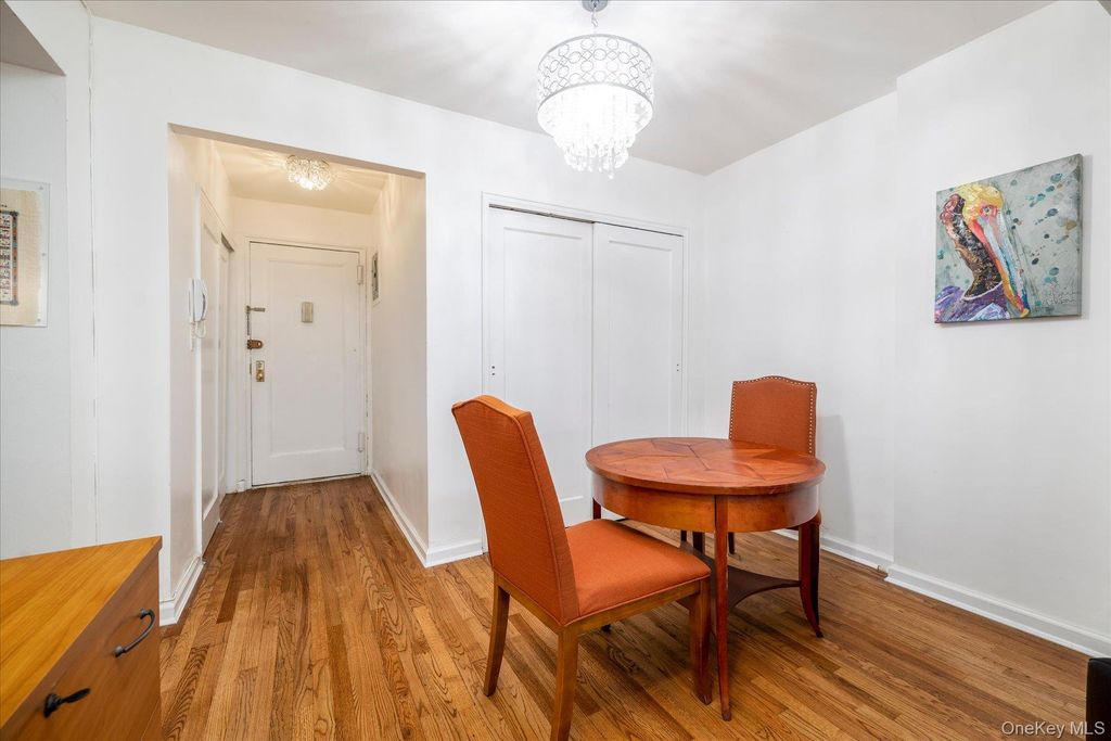 194 Smith Street 1Q, Freeport, NY 11520 — photo 4