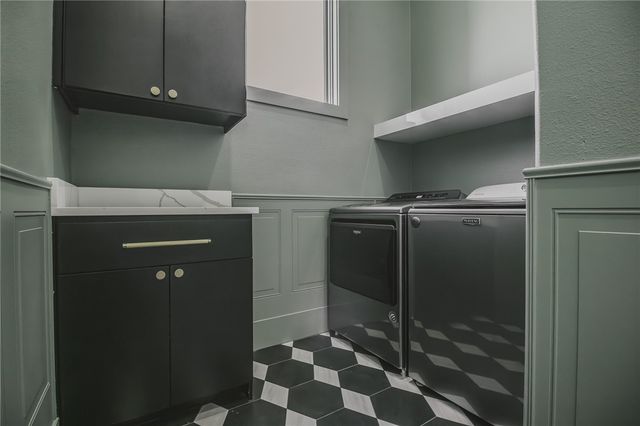 46 W Buckingham Drive, Rogers, AR 72758