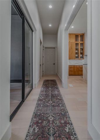 46 W Buckingham Drive, Rogers, AR 72758