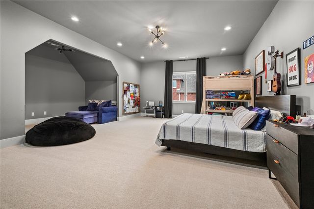 46 W Buckingham Drive, Rogers, AR 72758