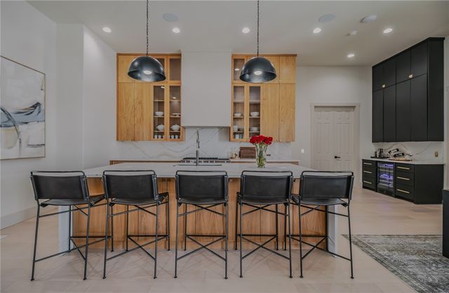 46 W Buckingham Drive, Rogers, AR 72758