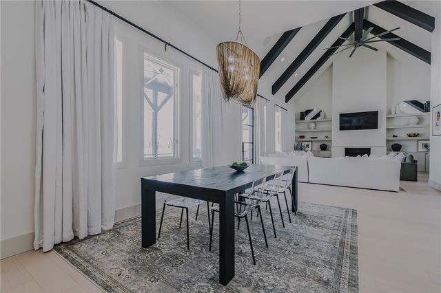 46 W Buckingham Drive, Rogers, AR 72758