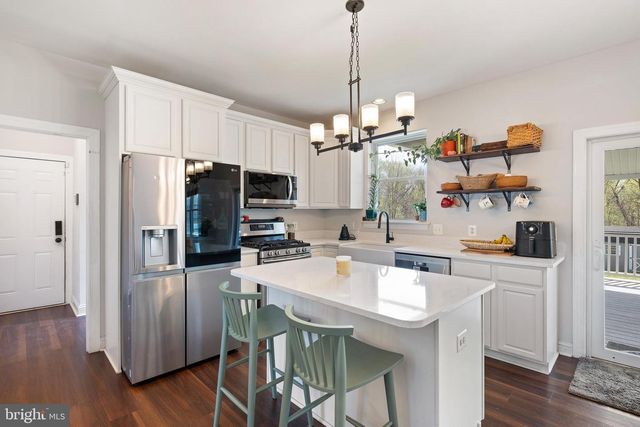 435 OLD PHILADELPHIA PIKE, Douglassville, PA 19518