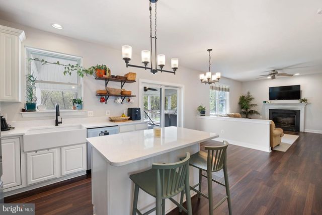 435 OLD PHILADELPHIA PIKE, Douglassville, PA 19518