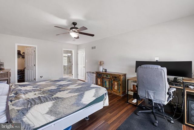 435 OLD PHILADELPHIA PIKE, Douglassville, PA 19518