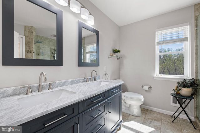 435 OLD PHILADELPHIA PIKE, Douglassville, PA 19518