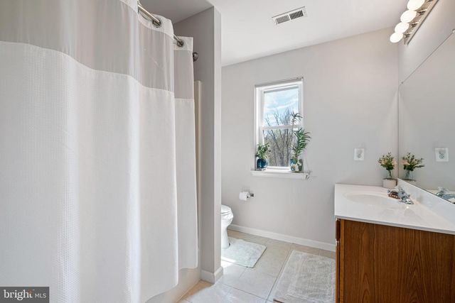 435 OLD PHILADELPHIA PIKE, Douglassville, PA 19518