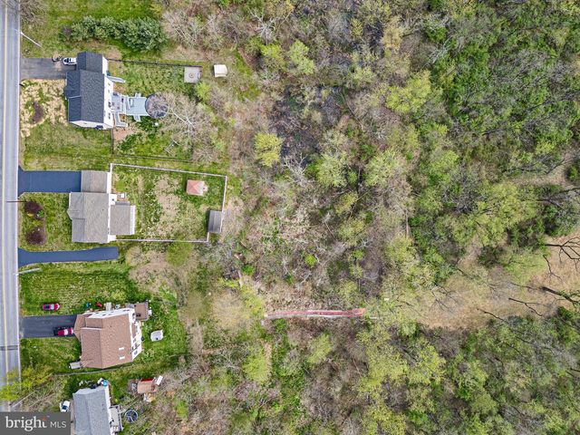 435 OLD PHILADELPHIA PIKE, Douglassville, PA 19518