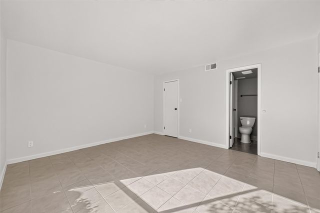 14777 Wunderlich Drive 409, Houston, TX 77069