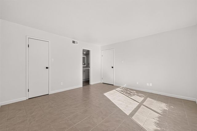 14777 Wunderlich Drive 409, Houston, TX 77069