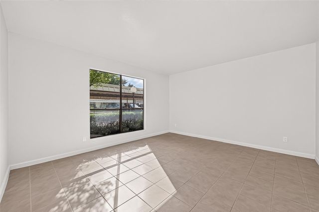 14777 Wunderlich Drive 409, Houston, TX 77069