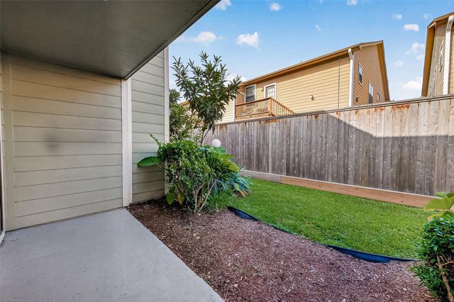 14777 Wunderlich Drive 409, Houston, TX 77069