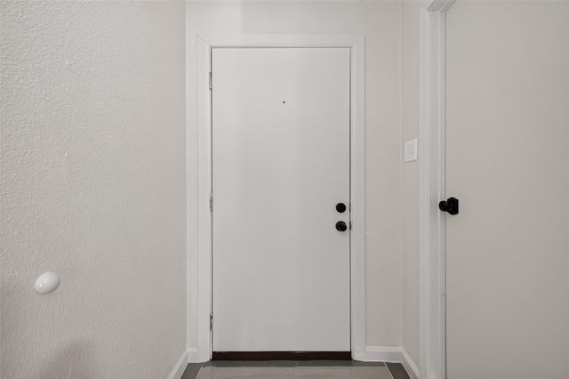 14777 Wunderlich Drive 409, Houston, TX 77069
