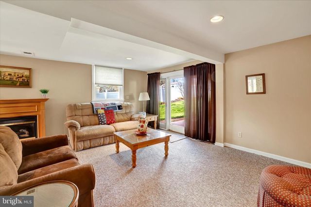 1170 BALLYTORE RD, Huntingdon Valley, PA 19006