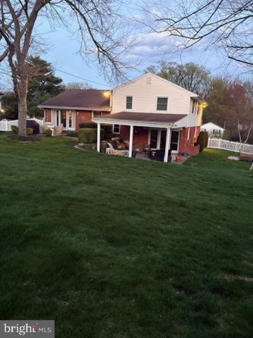 1170 BALLYTORE RD, Huntingdon Valley, PA 19006