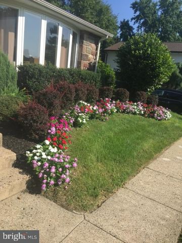 1170 BALLYTORE RD, Huntingdon Valley, PA 19006