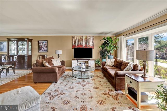 1170 BALLYTORE RD, Huntingdon Valley, PA 19006