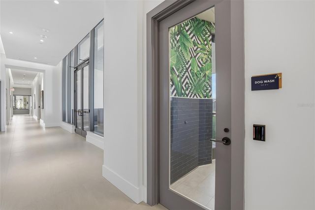 275 1ST AVENUE S 1107, St Petersburg, FL 33701