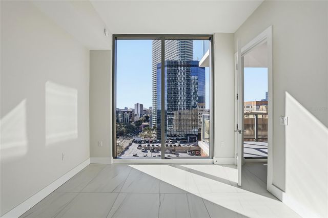 275 1ST AVENUE S 1107, St Petersburg, FL 33701