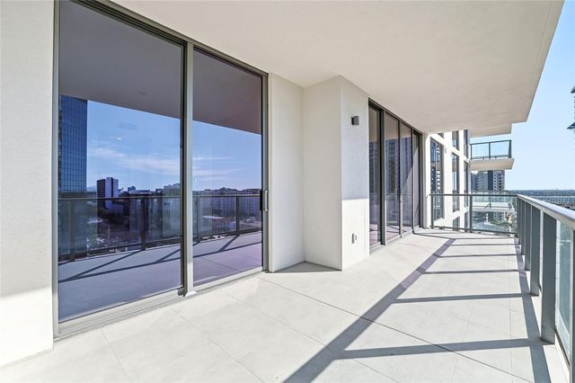 275 1ST AVENUE S 1107, St Petersburg, FL 33701