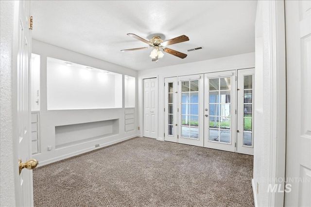 1433 W Elm Pl, Meridian, ID 83642