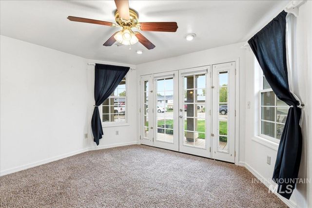 1433 W Elm Pl, Meridian, ID 83642