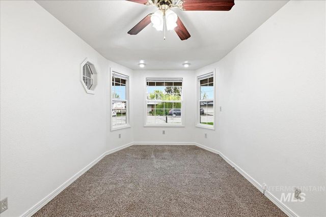 1433 W Elm Pl, Meridian, ID 83642