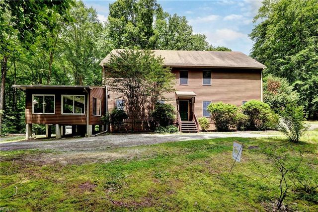 631 Rocky Bottom RD, Spring Grove, VA 23881