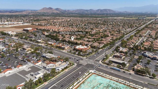 6250 Isidora Lane, Eastvale, CA 91752