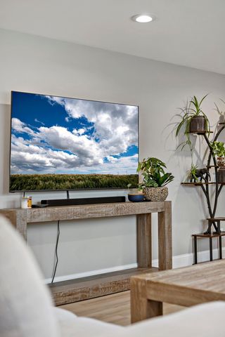 1933 Davis Court, Shakopee, MN 55379