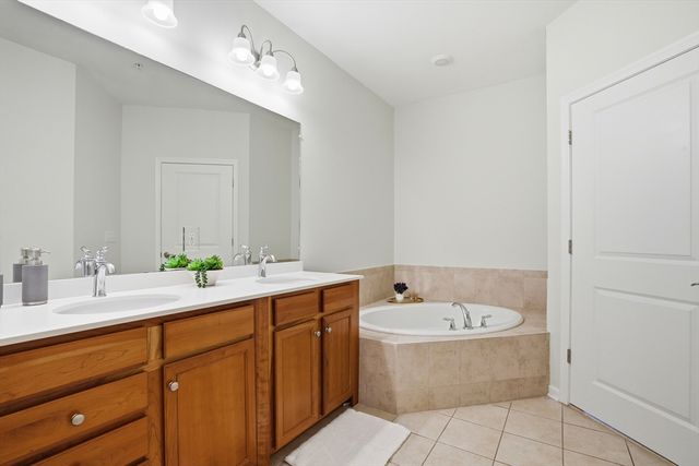 422 John Mahar Hwy 103, Braintree, MA 02184