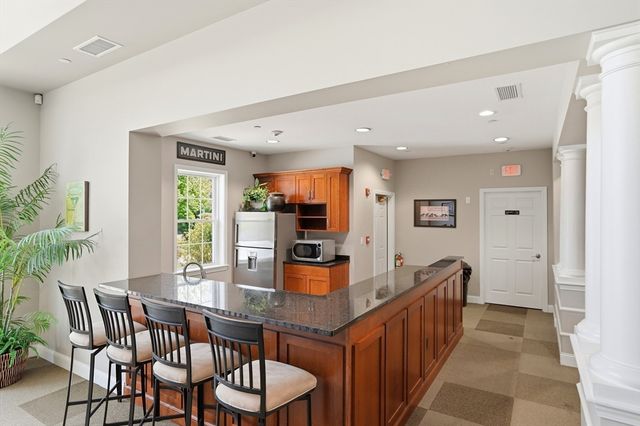 422 John Mahar Hwy 103, Braintree, MA 02184