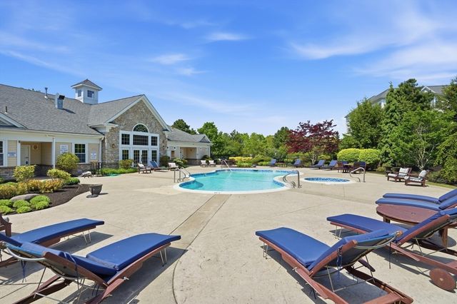 422 John Mahar Hwy 103, Braintree, MA 02184