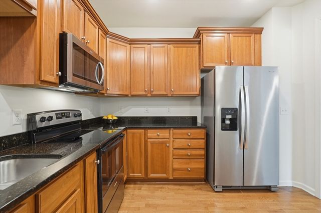 422 John Mahar Hwy 103, Braintree, MA 02184