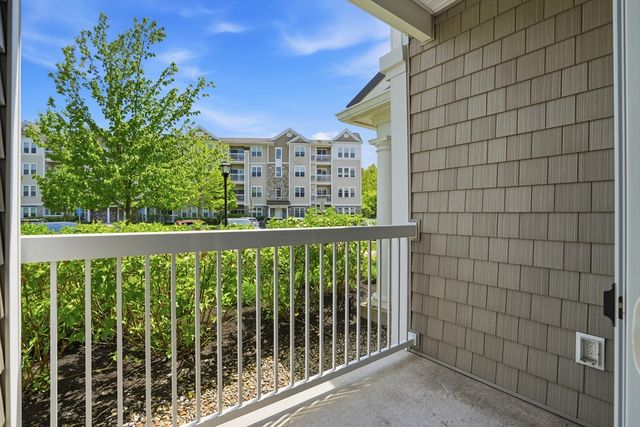 422 John Mahar Hwy 103, Braintree, MA 02184