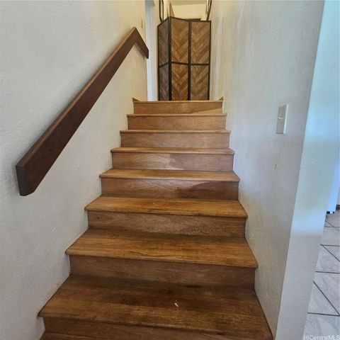 1926 Waimano Home Road, Pearl City, HI 96782