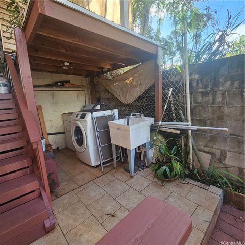 1926 Waimano Home Road, Pearl City, HI 96782