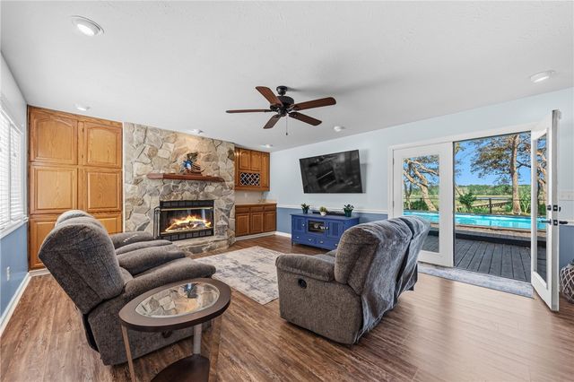 203 Salt Grass Trace, St Marys, GA 31558